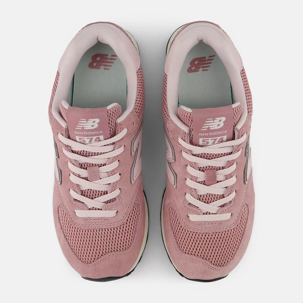The top down view of the women's 574 shows off the white laces and logo.