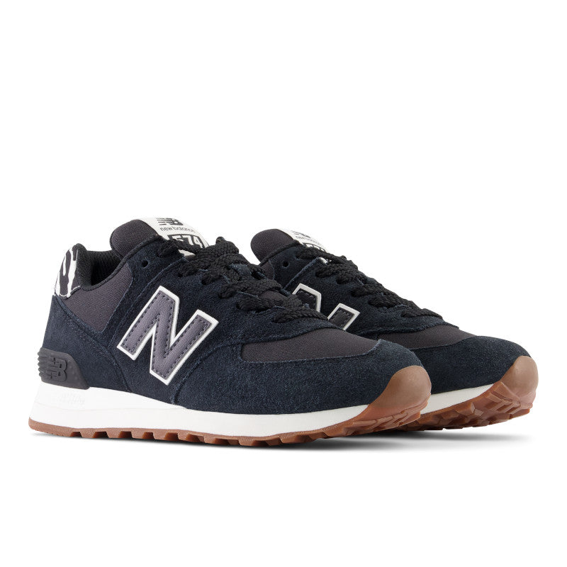 New Balance Women s 574 Black White Size 10.5