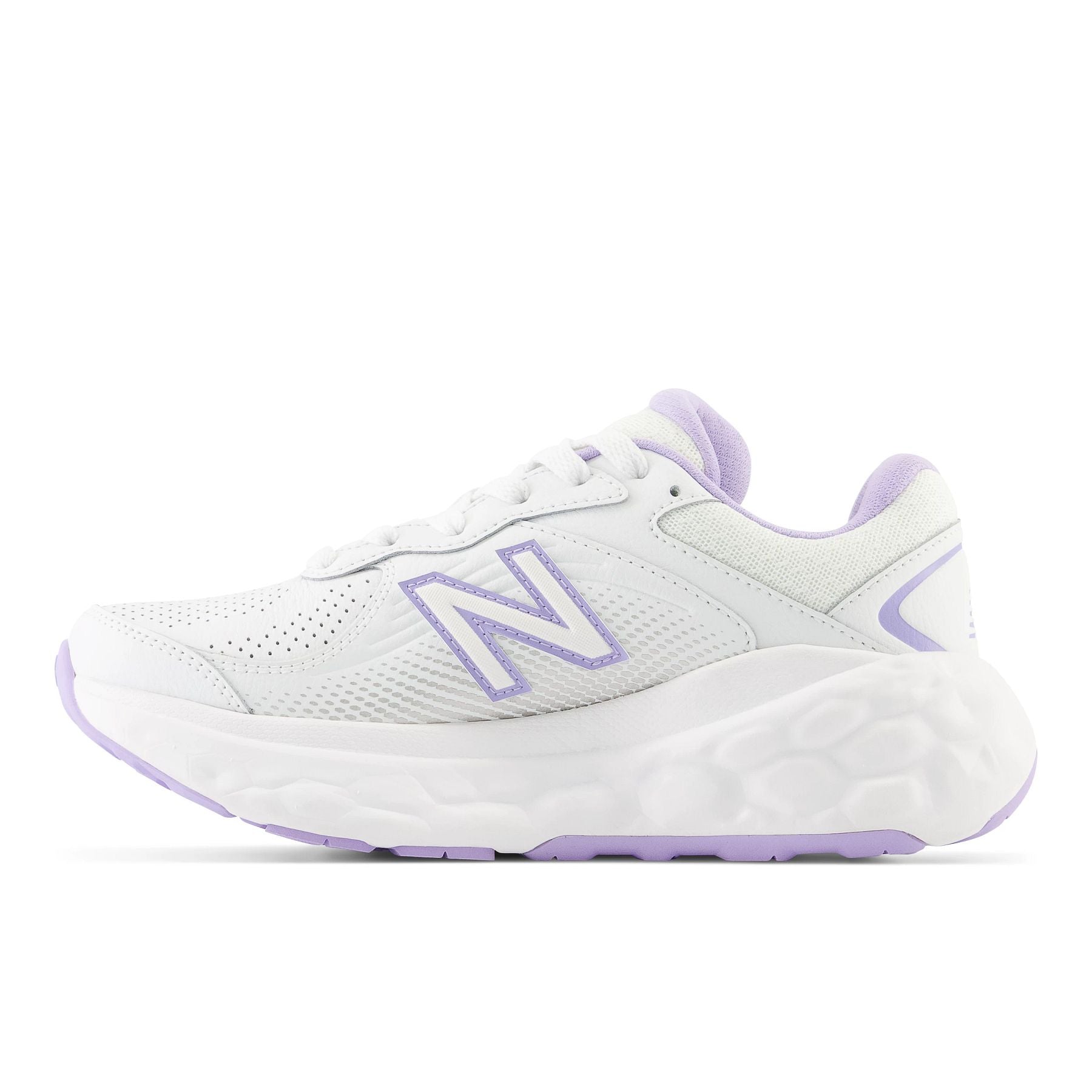 Medial view of the Women's leather walking shoe WW840 V1 by New Balance in White/Light Purple