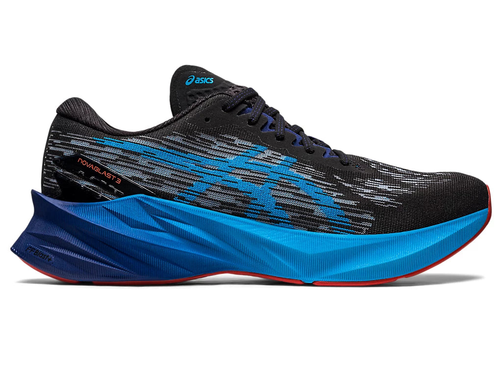 Lateral view of the Men's Nova Blast 3 by ASIC in the color Black/Island Blue