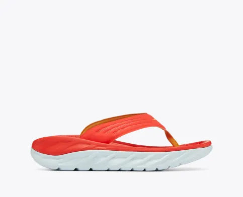 Lateral view of the Men's HOKA Ora Flip sandal in the color Fiesta / Amber Yellow