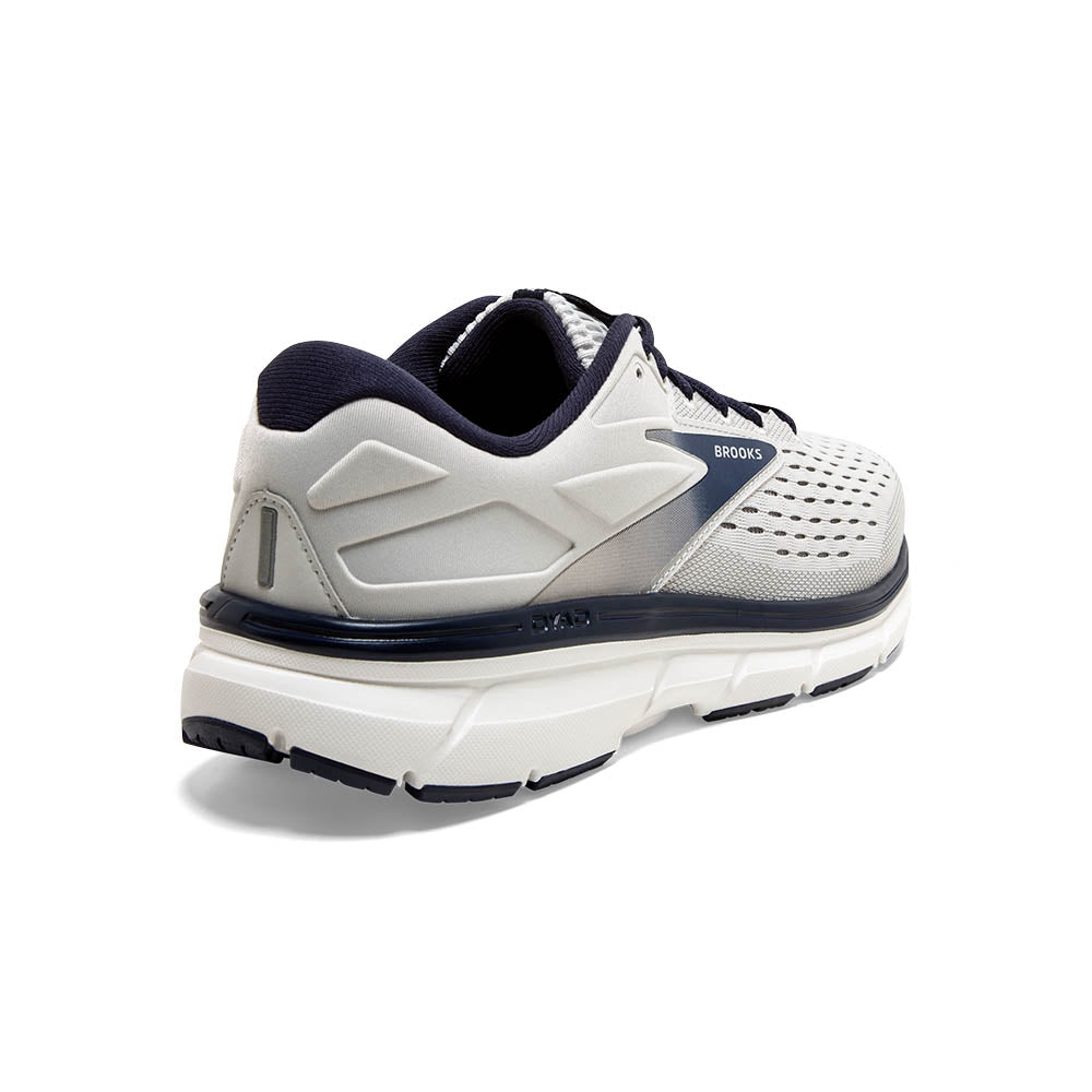 Men s Brooks Dyad 11