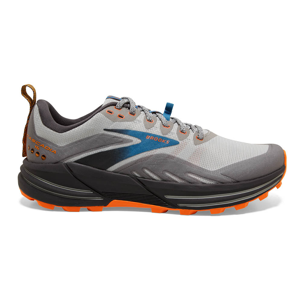 Lateral view of the Men's Cascadia 16 trail shoe by Brooks in the color Oyster