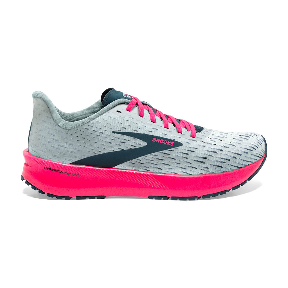 The Hyperion Tempo from Brooks is the little sibling to the carbon version.  This shoe is super lightweight, yet provides great soft, cushioning in a very responsive trainer.  Run hard and Recover hard in the Women's Hyperion Tempo. 