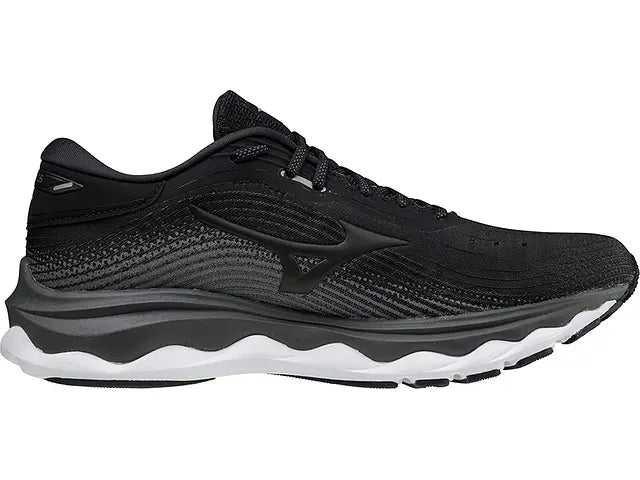 Lateral view of the Men's Wave Sky 5 by Mizuno in the color Black