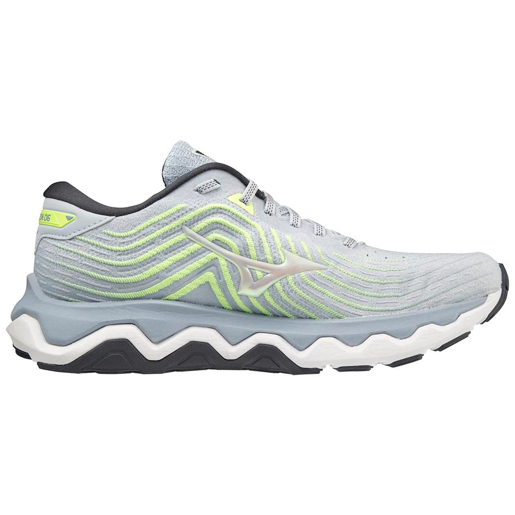 Medial view of the Women's Wave Horizon 6 by Mizuno in the color Heather / White