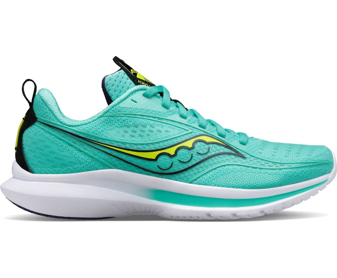 Lateral view of the Women's Kinvara 13 by Saucony in Cool Mint/Acid