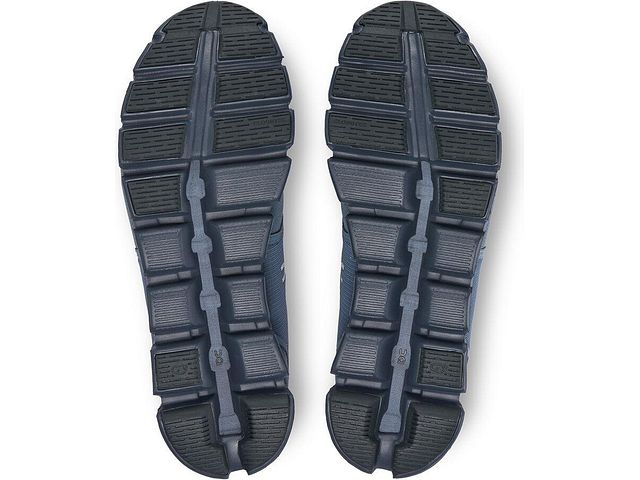 Bottom (outer sole) view of the Men's ON Cloud 5 waterproof shoe in the color Metal / Navy