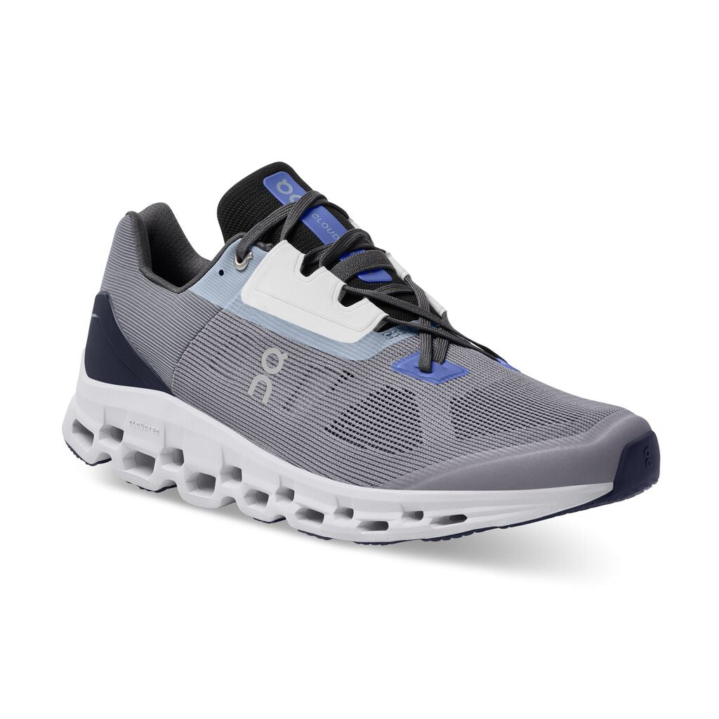 The Men's Cloudstratus 2 from On is designed to double your run. If features an extra layer of Helion pods that create maximum cushioning and maximum performance. In the Cloudstratus you can dare to go farther in a shoe for runners who demand more.