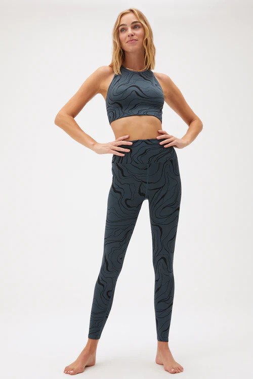 front view of womens jacquard legging
