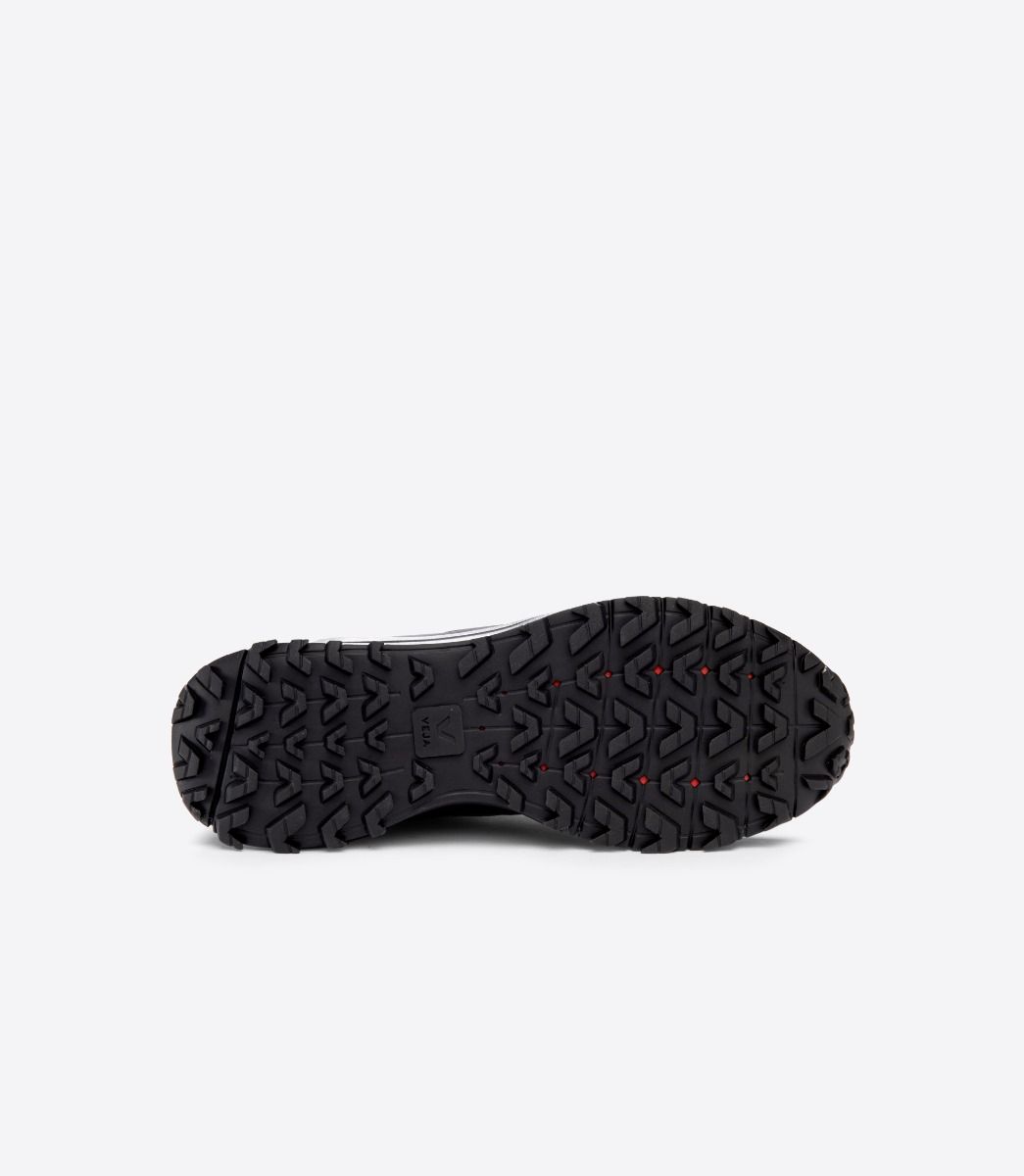 Bottom (outer sole) view of a pair of Men's Fitz Roy Trek shell trail shoes by VEJA in all black