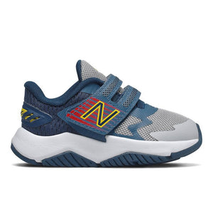 The New Balance Rave Run sneaker for kids delivers plush comfort with a high-rise silhouette. The mesh upper is lightweight, breathable and features a no-sew tip for durability to support those little feet when they take their first steps. A Velcro strap closure helps little feet slip in and out with ease.