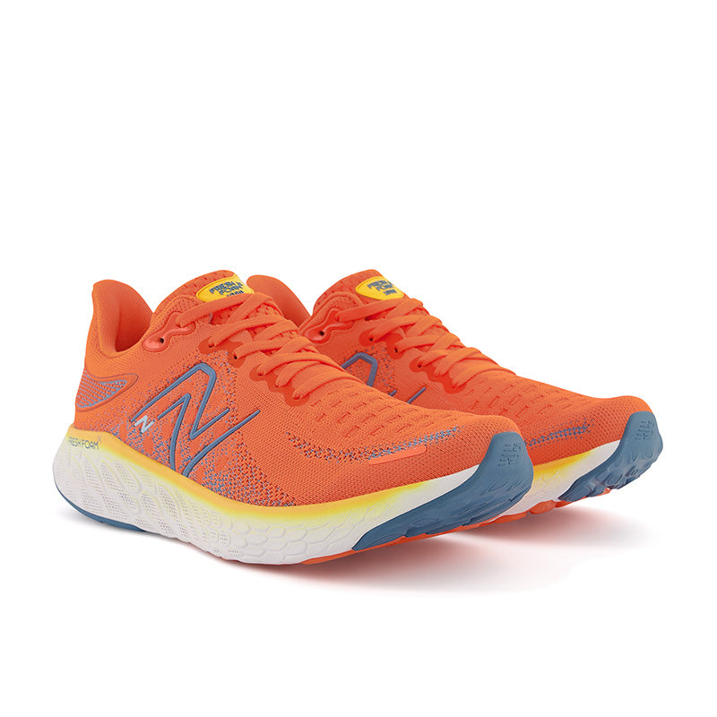 If New Balance only made one running shoe, that shoe would be the 1080. What makes the Men's 1080 V12 so unique is its versatility. The 1080 delivers top-of-the-line performance to every kind of runner, whether you’re training for world-class competition, or catching a rush hour train.