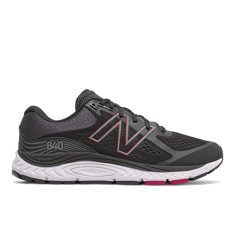 The comfortable and versatile New Balance 840v5 running shoe is designed for every runner. The full-length ABZORB midsole offers lasting cushioning and a responsive ride no matter your foot type, while the breathable mesh upper provides stretch for a supportive and stable fit where you need it.