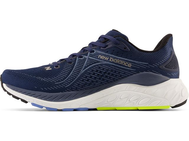 Medial view of the New Balance Men's 860 V13 in the color Navy Blue