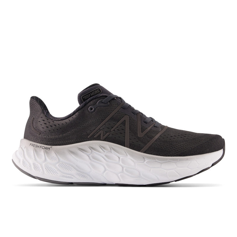 The most Fresh Foam used in any New Balance shoe to date, the latest in the line utilizes more Fresh Foam X, stacks it higher than ever before, and distributes it across the length of the shoe, offering a plush, yet stable underfoot experience.