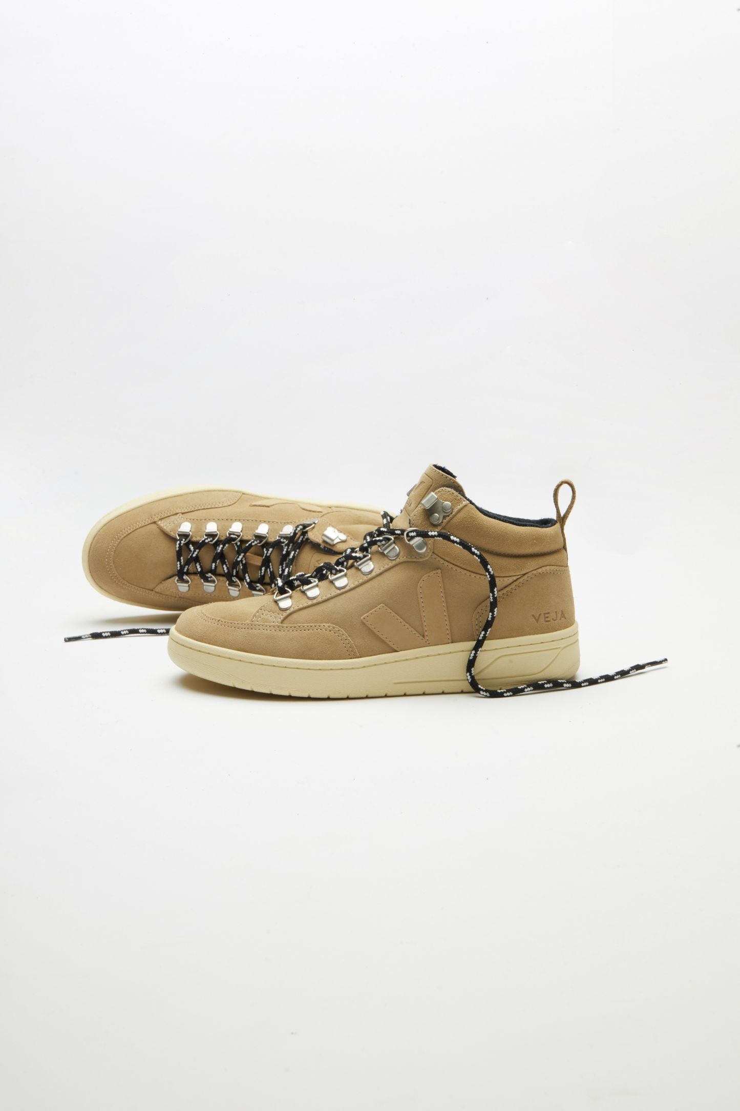 Veja roraima bastille sales suede high tops