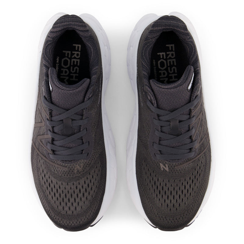 Top view of the Women's Fresh Foam More 4 in the color Black / Starlight