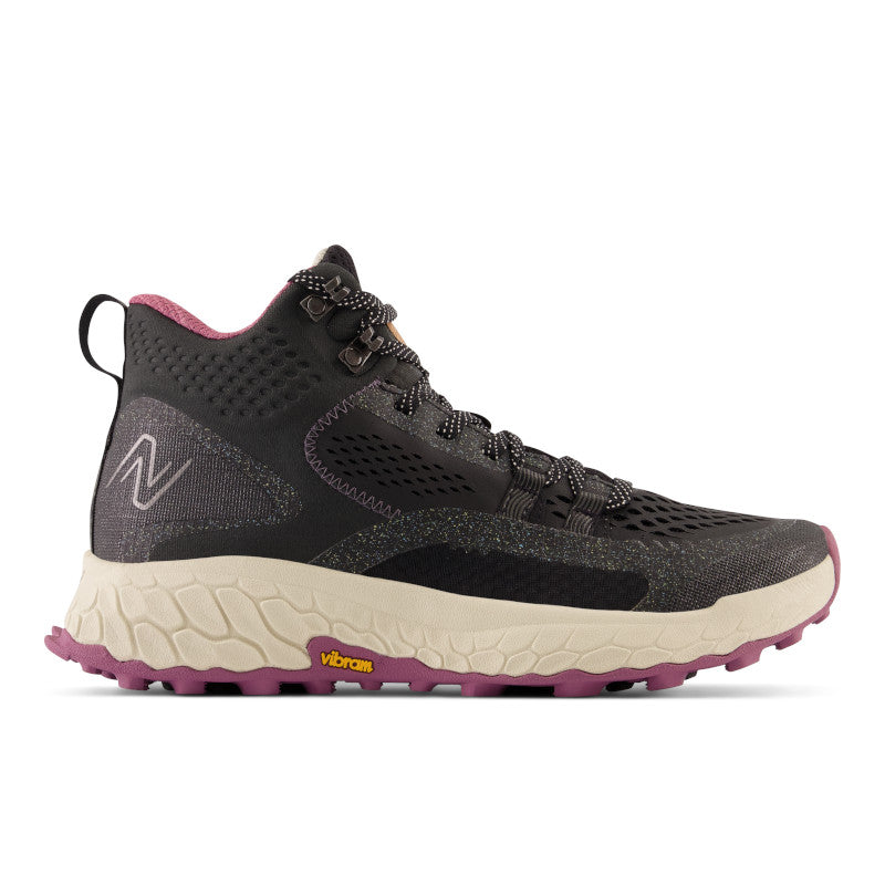Lateral view of the Women's Fresh Foam X Hierro Mid in the color Black / Raisin